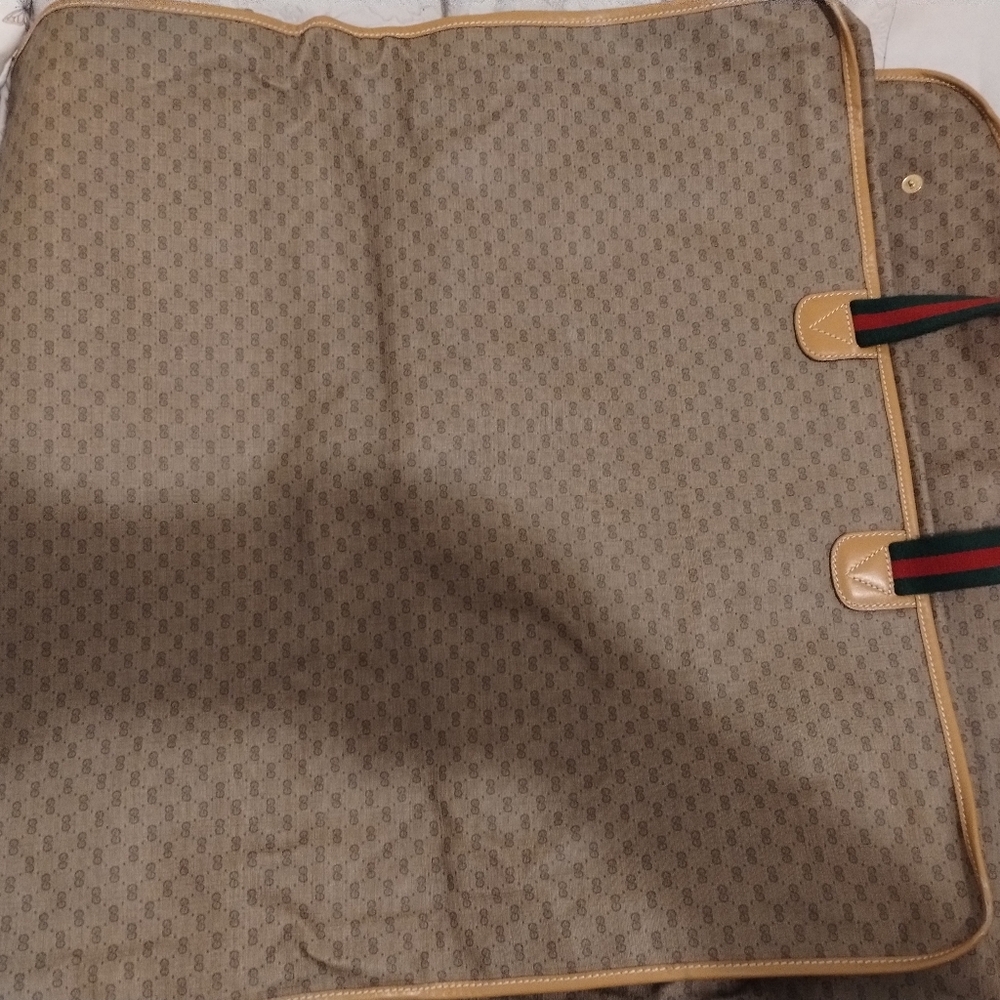 Gucci - Picture 9 of 12